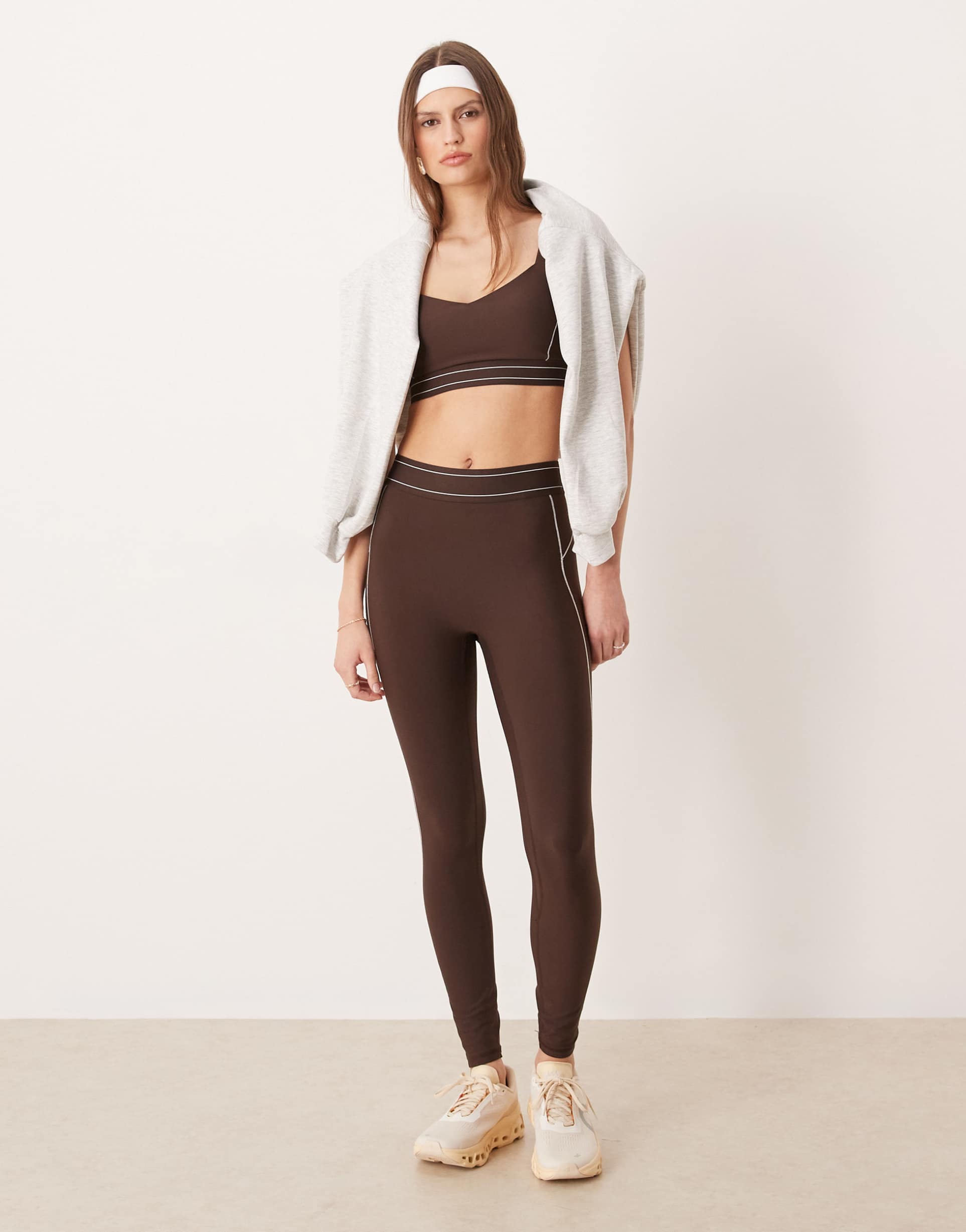abercrombie & fitch ypb sculptux 7/8 leggings in brown - part of a set