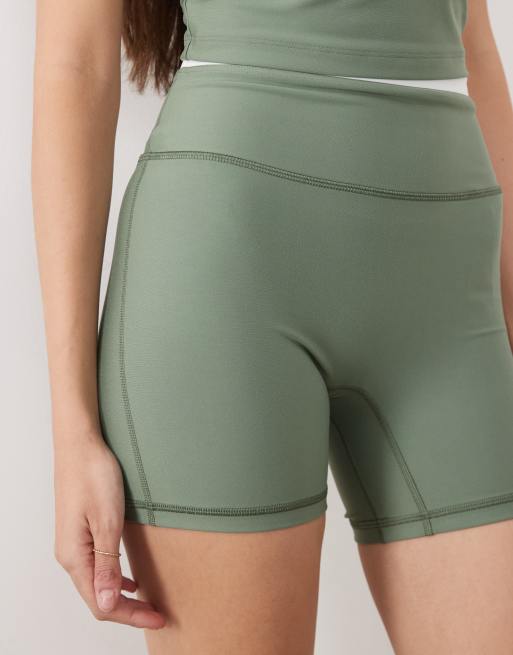 Abercrombie & Fitch - YPB - Short de sport d'ensemble effet sculptant - Vert foncé, 2 de 5