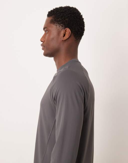 Abercrombie & Fitch - YPB - Top a maniche lunghe da allenamento grigio, 4 di 5