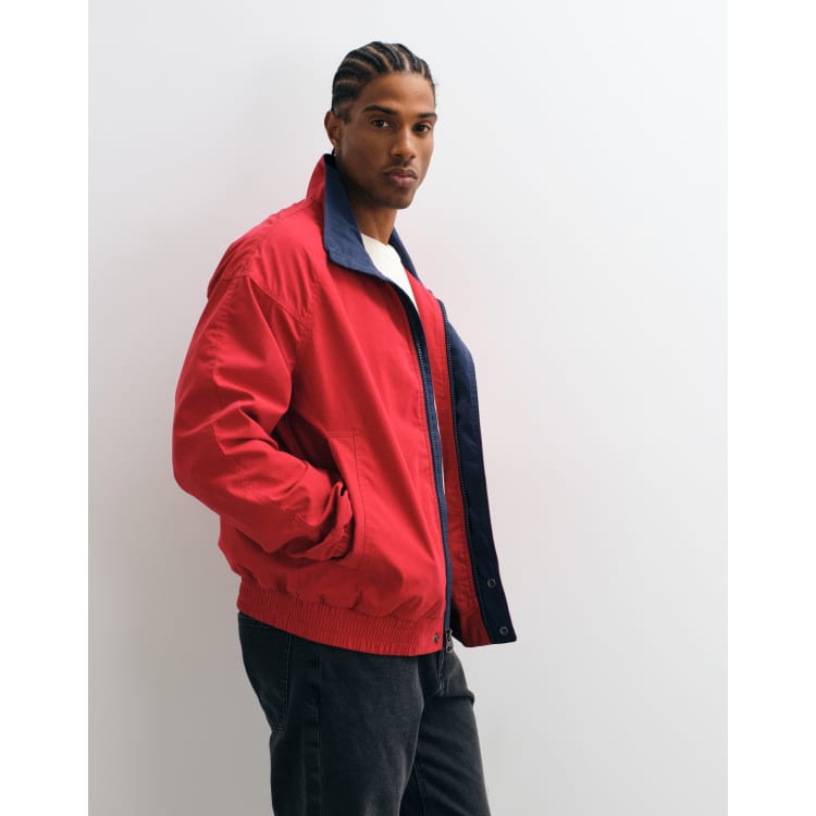 211585778-1-red?$n_750w$&wid=