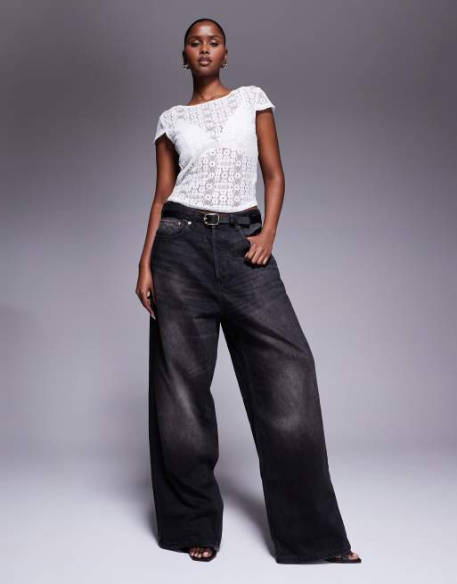 Abrand – Cropped-T-Shirt aus Spitze in Elfenbeinweiß mit U-Boot-Ausschnitt, 2 von 4