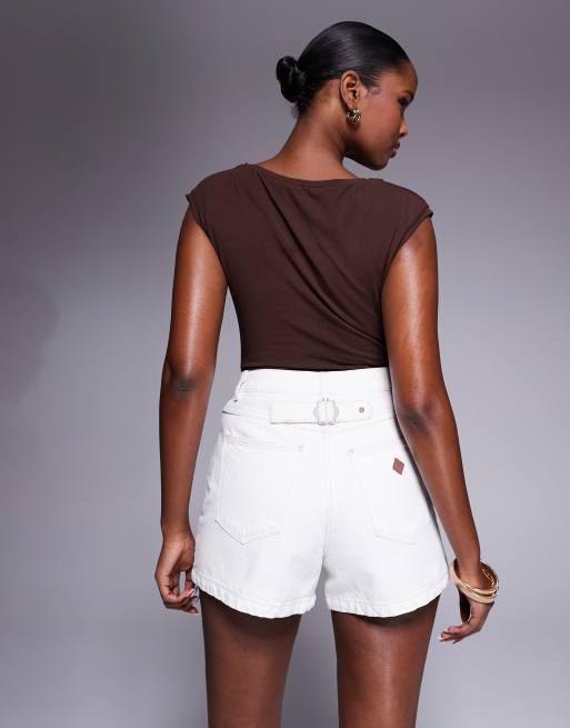 Abrand high rise denim shorts in white, 3 of 5