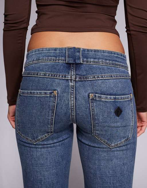 Abrand Jeans – 00 – Ausgestellte Jeans in dunkler Waschung mit super-niedrigem Bund, 4 von 5