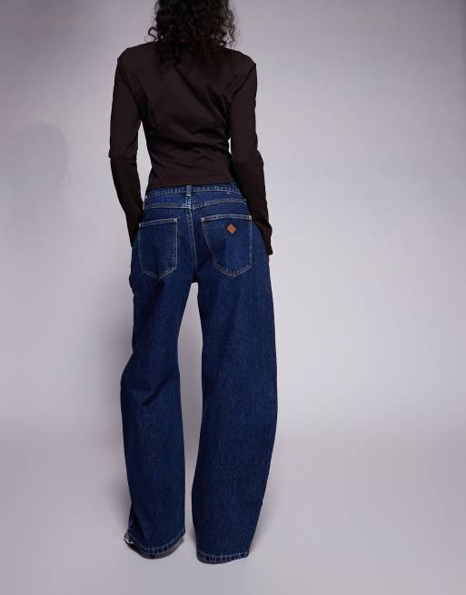 Abrand Jeans – 95 Barrel-Leg-Jeans in Mittelblau mit mittelhohem Bund, 3 von 5