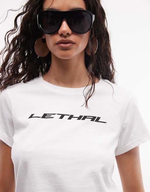 Abrand Jeans – Biały przylegający T-shirt z napisem „Lethal“ , 2 z 4