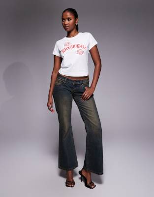 Abrand Jeans - Dreamgaze - Knapp geschnittenes T-Shirt in Weiß