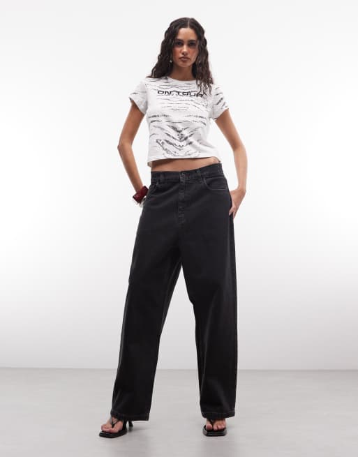 Abrand Jeans – Knapp geschnittenes T-Shirt in Weiß mit Zebraprint und Logo , 3 von 4