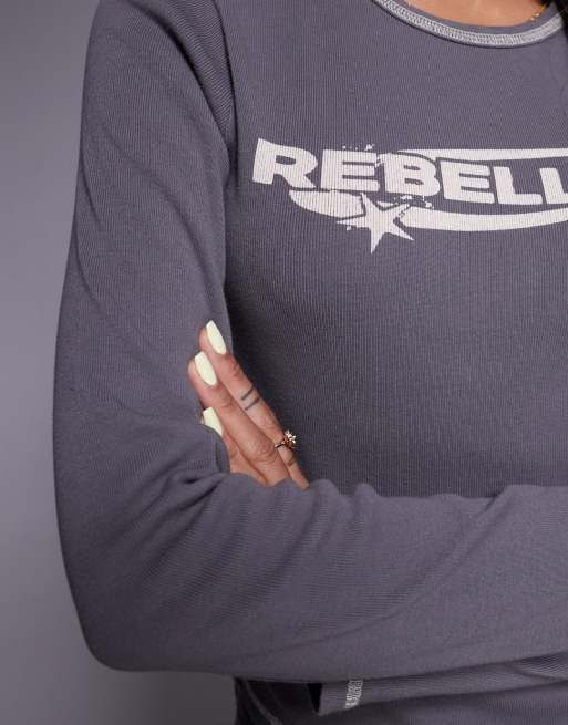Abrand Jeans - T-shirt a maniche lunghe grigia con stampa Rebellion, 3 di 4