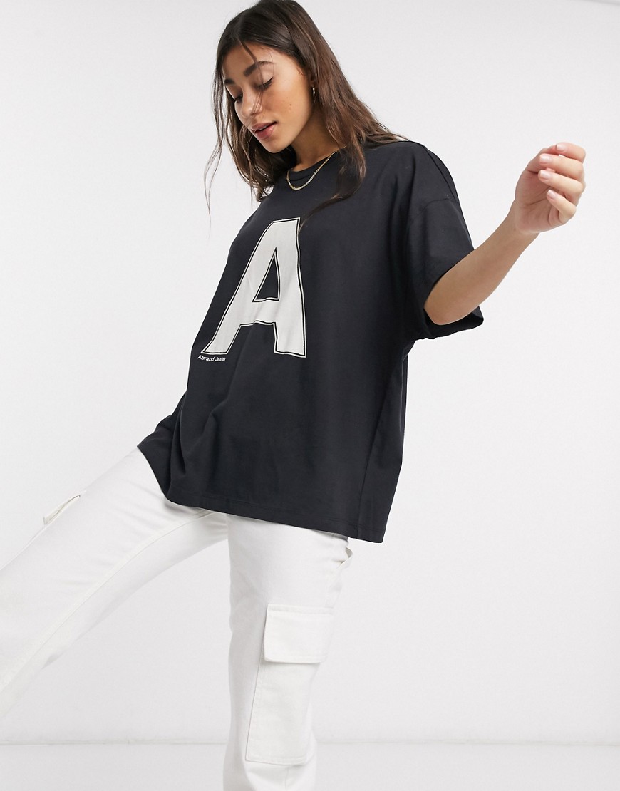 Abrand Denim - Abrand - oversized t-shirt met logo in zwart