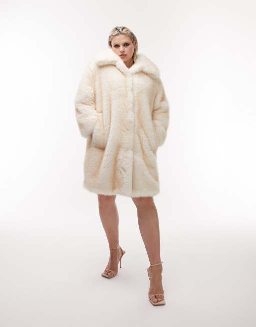 Abrigo color crema extragrande de piel sintética de Topshop Curve