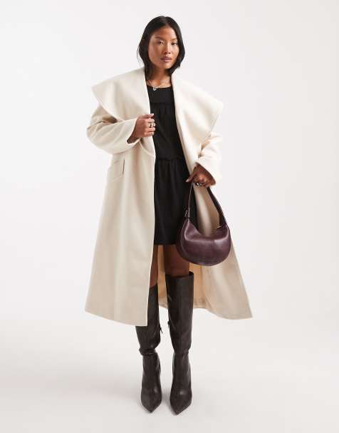 Abrigo de vestir color crema cruzado de Miss Selfridge Petite - view 1