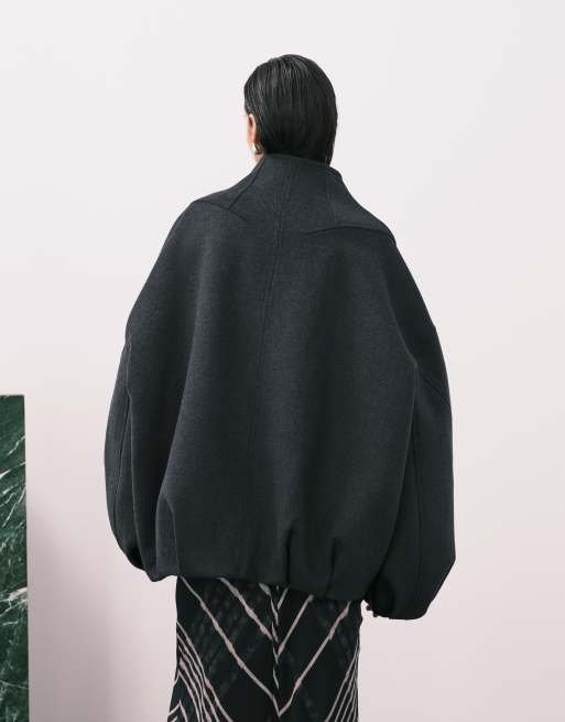 Abrigo de vestir corto gris carbón con bajo abullonado premium de ASOS DESIGN, 4 de 4