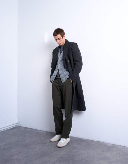 Abrigo gris carbón con doble botonadura y cintura entallada de mezcla de lana de Topman, 3 de 5