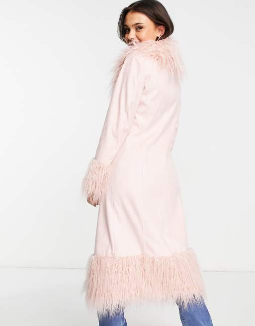 Abrigo largo estilo mongol con ribete de pelo sintético y antelina de Miss Selfridge , 2 de 4