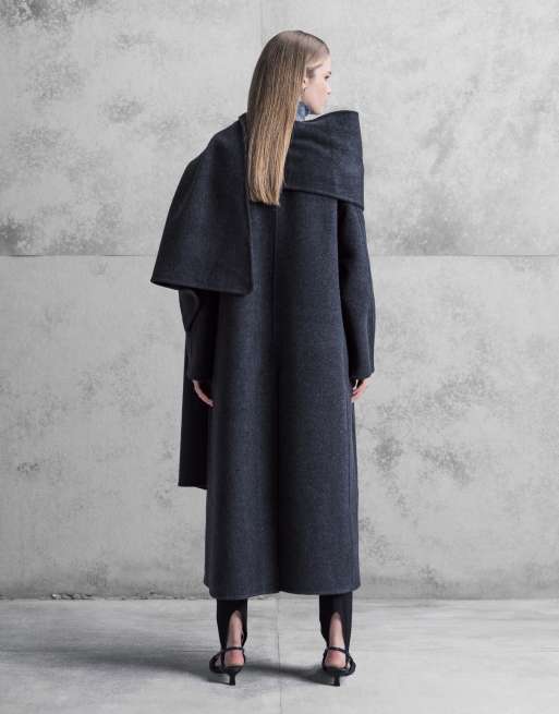 Abrigo largo gris carbón con bufanda desmontable de tejido rico en lana premium de ASOS DESIGN, 4 de 4