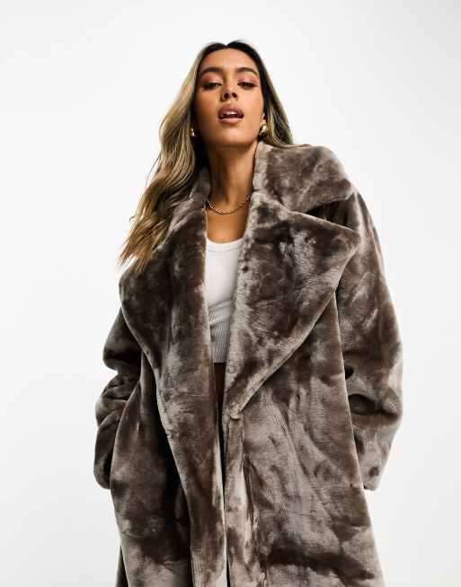 Abrigo largo gris extragrande de piel sintética de ASOS DESIGN, 2 de 4