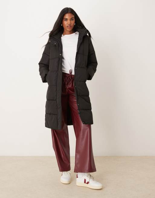 Abrigo largo negro acolchado de New Look