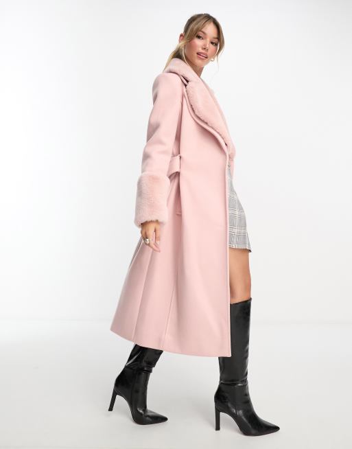 Abrigo midi rosa empolvado de piel sintética de Forever New