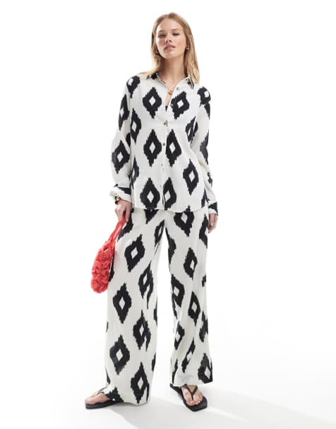 Accesorize mono print oversized beach co-ord - view 1