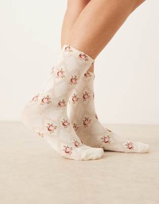 Accessorize All Over Printed Rose Socks In White