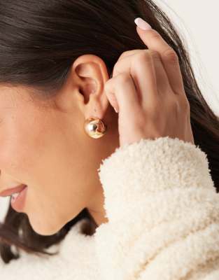 Accessorize Accessorize ball stud earrings in gold