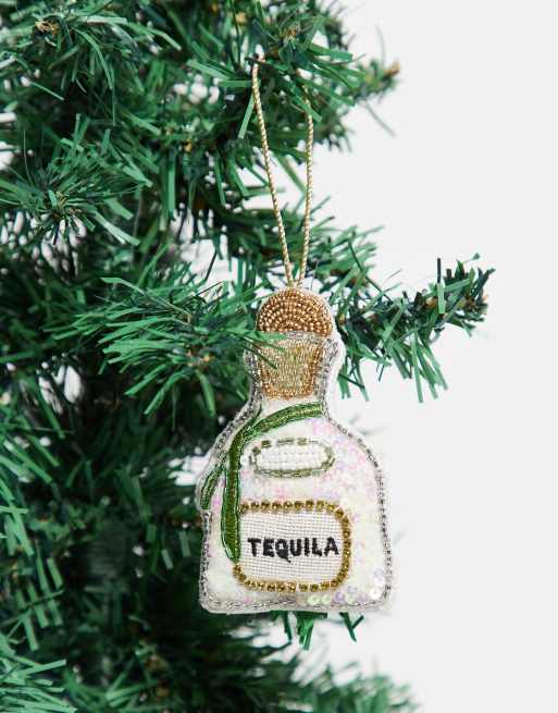 Accessorize – Biała zdobiona ozdoba choinkowa w kształcie butelki tequili, 3 z 3