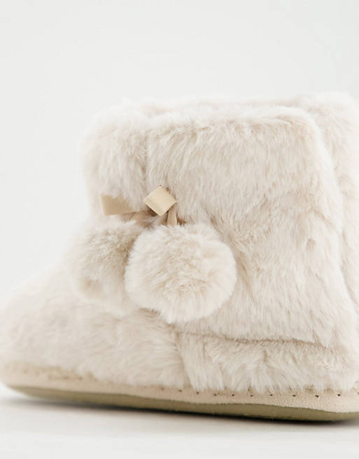 Women Slippers/Accessorize boot slipper in cream faux fur 