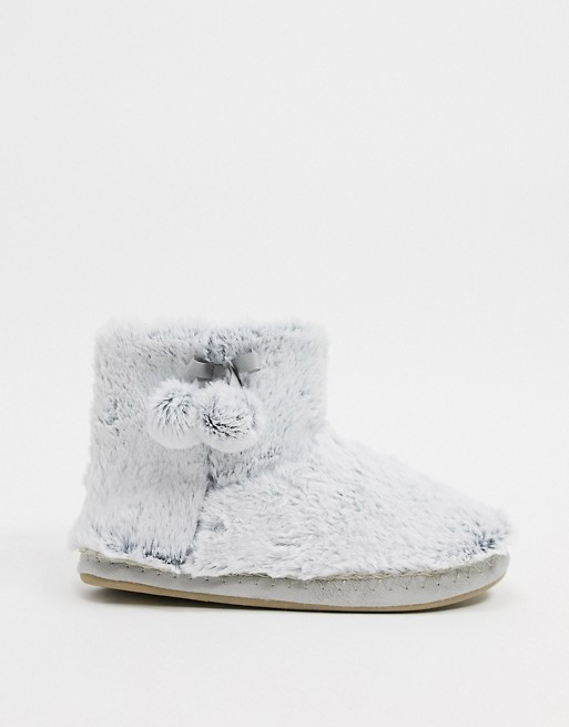 Accessorize bootie slipper in light grey