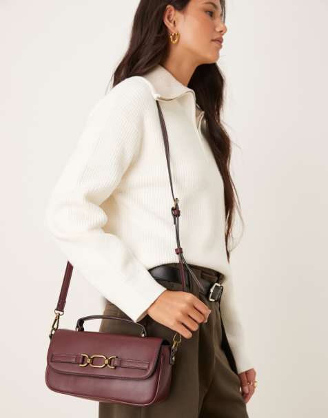 Accessorize - Bordeaux crossbody-taske med guldfarvet spændedetalje - view 1