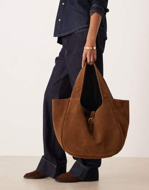 Accessorize - Brun skuldertaske i ruskind med rem og spænde - view 1