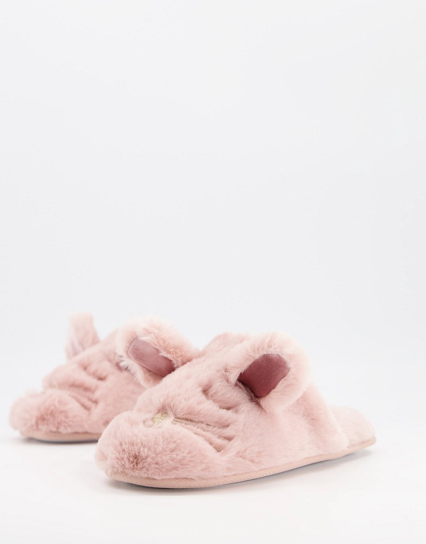 Accessorize bunny slippers in pink