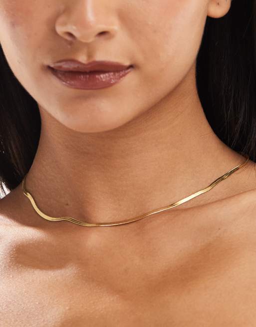 Accessorize - Catenina omega in acciaio inossidabile placcata oro