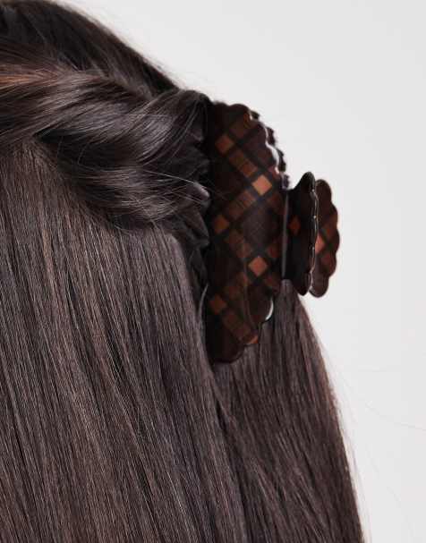 Accessorize check scalloped edge hair claw clip in black - view 1