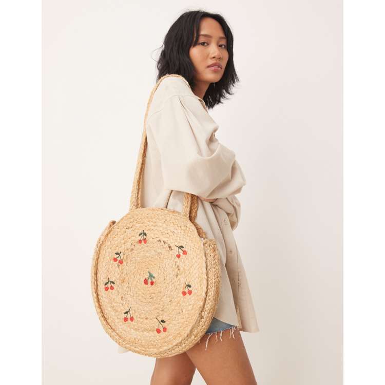 207409119-1-beige?$n_750w$&wid