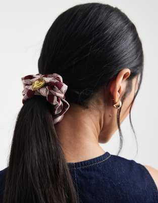 Accessorize - Chouchou à carreaux avec breloque caur - Marron-Brown