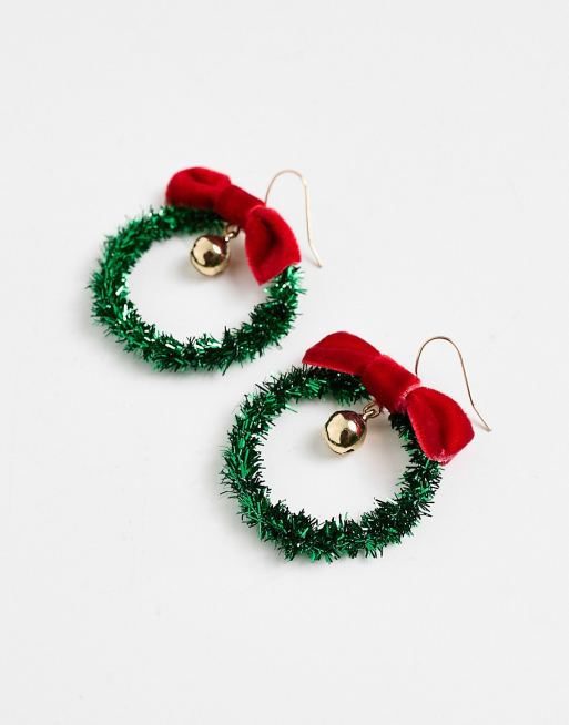 Shops accessorize christmas earrings