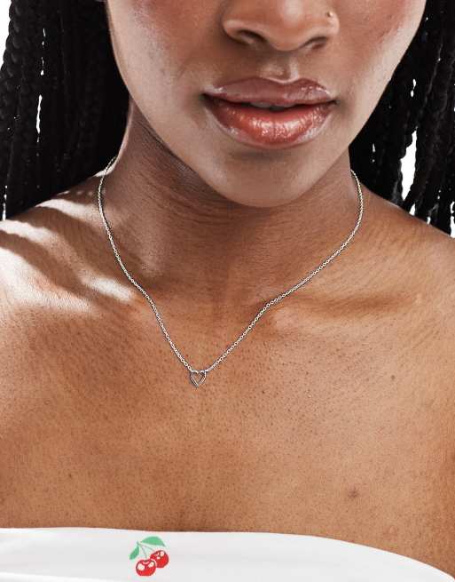 Accessorize - Collana in argento sterling con pendente a forma di cuore effetto cut-out