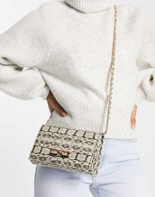 Accessorize - Crossbody-taske med kædespænde i slangeskindsprint