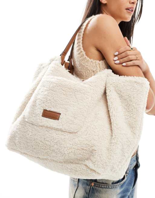 Accessorize – Dwustronna kremowa torba typu shopper z kożuszka