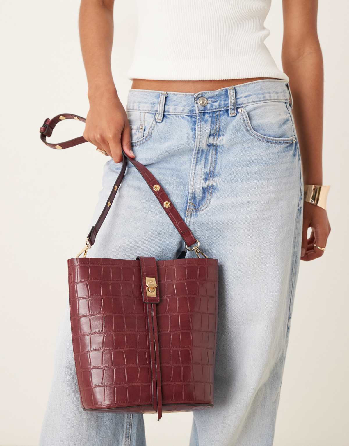 Accessorize faux croc bucket bag in burgundy