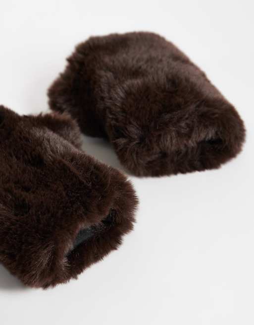 Accessorize faux fur cut off gloves in chocolate brown, 3 of 3