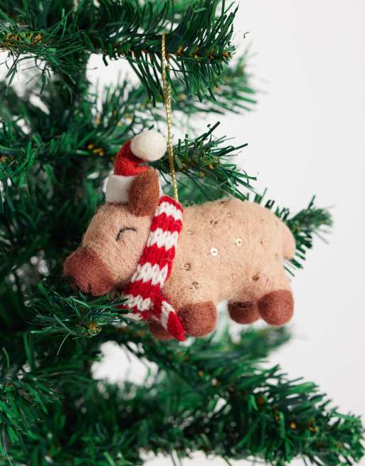 Accessorize felt capybara christmas tree decoration, 3 of 3