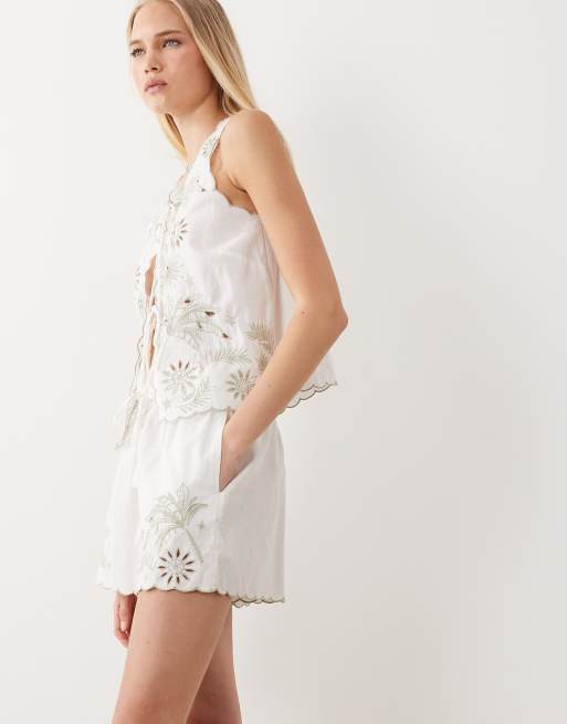 Accessorize floral cut out beach shorts in ivory, 4 of 5