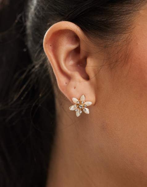 Accessorize floral pearl earrings in white - view 1
