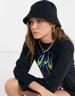accessorize hat