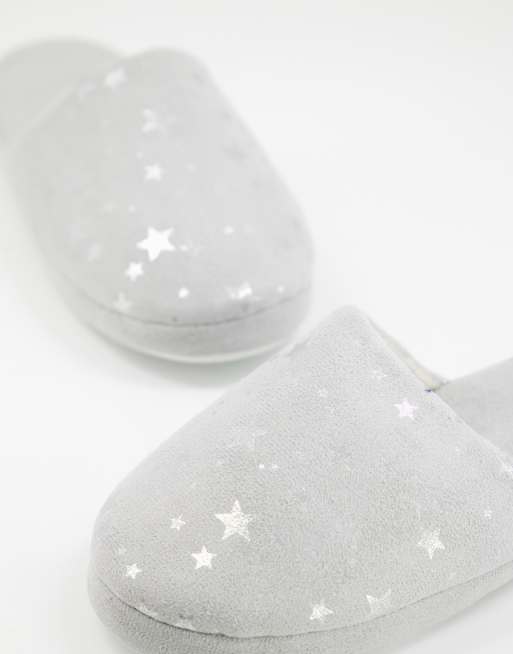 Accessorize fluffy slipper in grey with star detail, 3 of 4