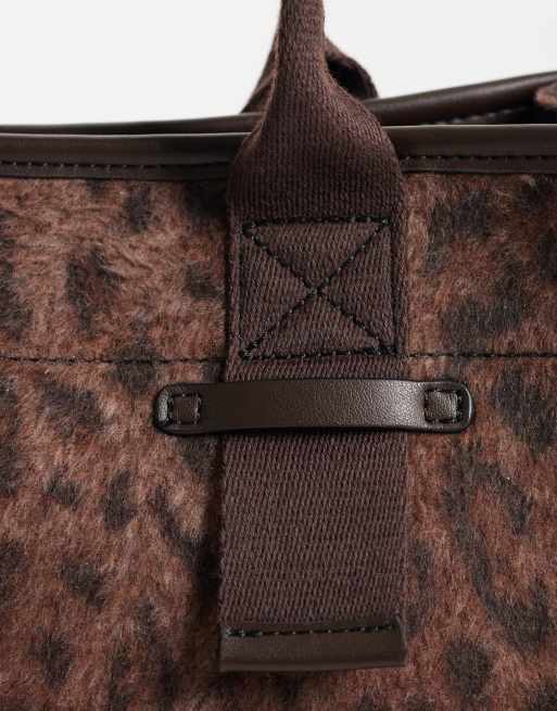Accessorize grab tote bag in leopard print, 3 of 4