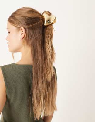 Accessorize - Große herzförmige Haarspange aus Metall in Gold-Goldfarben