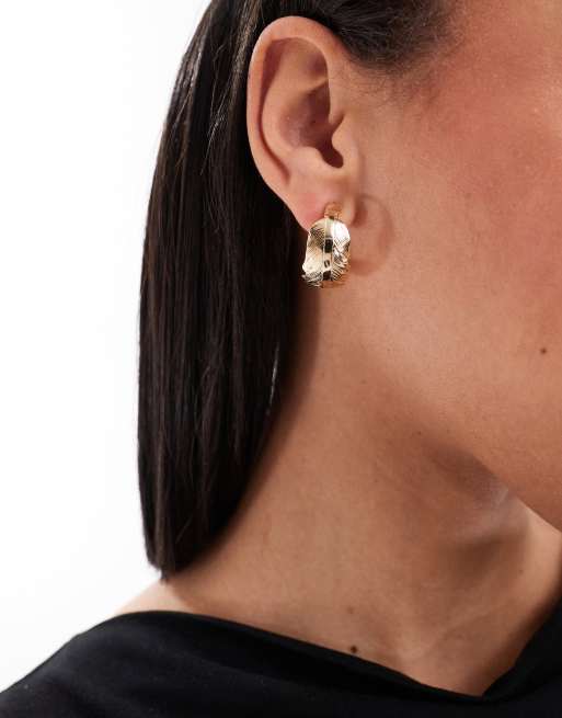 Accessorize – Guldfärgade creoler i bladdesign