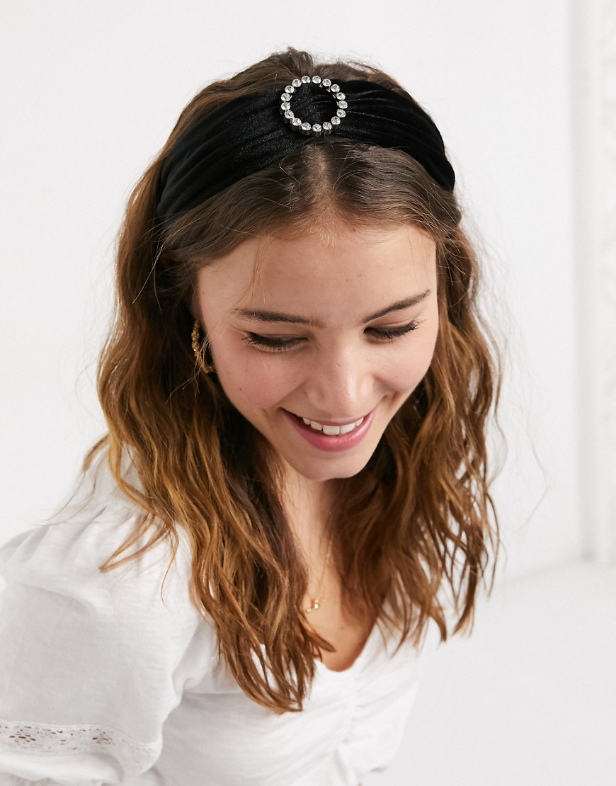 Accessorize headband with brooch detail in black